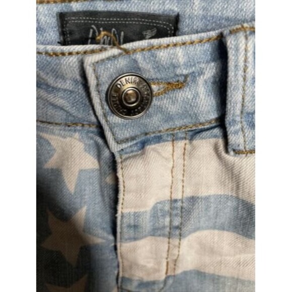 Chi Ole Denim Architect  Shorts Denim Stars and Stripes Distressed Size 27 USA - Picture 2 of 7
